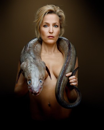 Gillian Anderson poisson.jpg, juin 2023