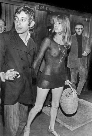 Jane Birkin à l’avant-première du film Slogan de Pierre Grimblat durant l’été 1969 Le film durant lequel elle a rencontré Gainsbourg.jpg, fév. 2021