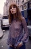 Jane Birkin photographed by James Baes le port de la cotte de maille à travers les âges.jpg, mars 2023