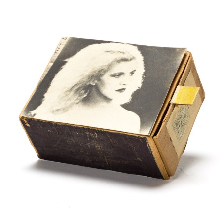 Man Ray Matchbox Boîte d'allumettes circa 1955-65 belle comme un pétard.jpg, mars 2023