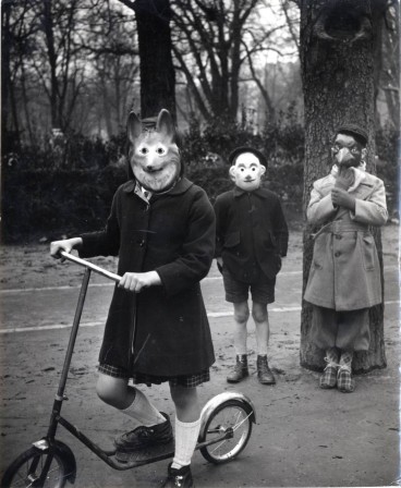 Mardi Gras 1953 Succession Agnès Varda masque.jpg, nov. 2021