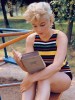 Marilyn Monroe finissant Ulysse de James Joyce.jpg, juin 2021