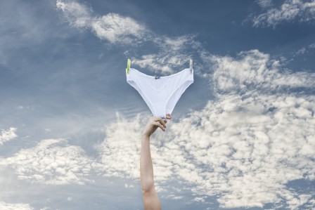 Prue Stent le slip dans le ciel.jpg