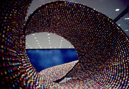 Robert Brownjohn, Pepsi-Cola Christmas Lobby Sculpture, 1958 on allait au musée de la mer.jpg, déc. 2022