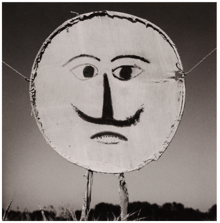 Shōji Ueda, Scarecrow, 1950.png, nov. 2020