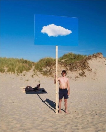 Willem de Haan Beach Day 2020 Dunes ear Egmond dessine moi un nuage fais moi de l'ombre.jpg, juin 2023