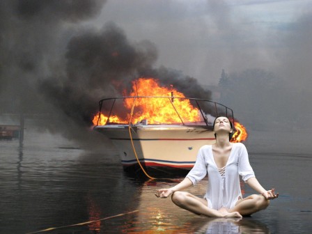 brûler ses vaisseaux bateau en feu zen yoga.jpg, juin 2023