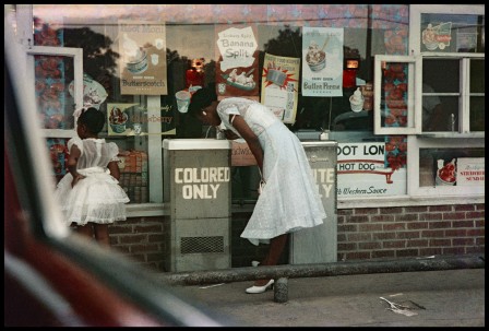 gordon parks drinking fountains mobile alabama 1956.jpg, juin 2020
