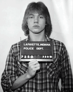 Axl Rose Lafayette Indiana police July 1980 si tu n'as pas été arrêté, tu n'es pas une célébrité.gif, janv. 2022