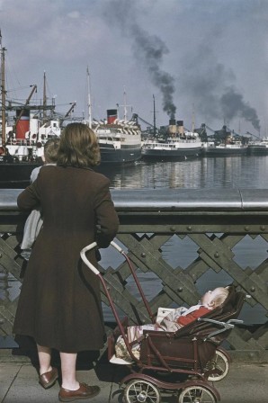 Bert Hardy Belfast 1955 avant j'avais une poussette décapotable.jpg, janv. 2024