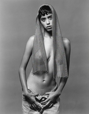 Bettina Rheims. Josie, 1989 voilée