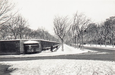 Boulevard Edgar Quinet. Paris, Photo by Robert Frank, 1949 Paris sous la neige