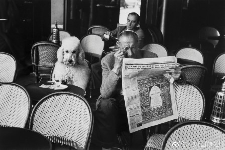 Edouard Boubat 1923-1999 Café de Flore, Paris 1955 les vieux couples élégants dans les cafés chics