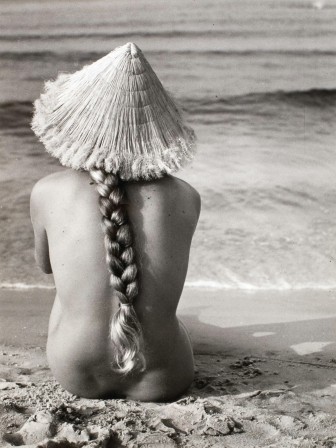 Josef Tichý. A shore, 1960's mer trois p'tits chats chapeau d'paille