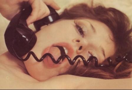La nuit du phoque 1974 Directed by Jean-Jacques Birgé, Bernard Mollerat téléphone canicule au secours t'es une fille et t'as pas la clim non mais allo quoi