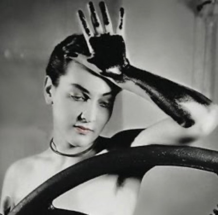 Man Ray Meret Oppenheim 1933 travail camion les mains sales dans le cambouis fiche métier garagiste