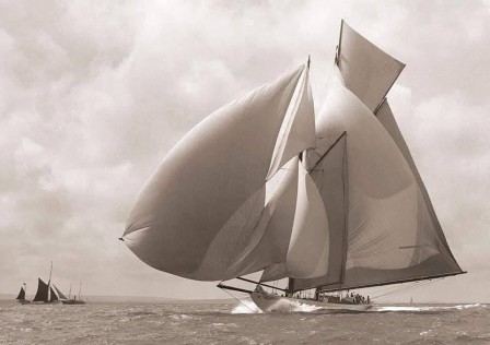 Margaret Bourke-White- 1911 voilier les voiles gonflées par le vent