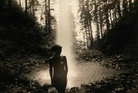 Masao Yamamoto (From the series Nakazora). Geyser origine du monde sortie des eaux