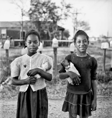 New Orleans, Photo by Elliott Erwitt, 1947 bébé noir et bébé blanc
