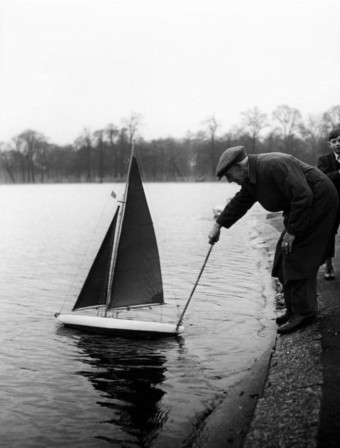 Robert Doisneau bateau à voile le vieux naufrageur