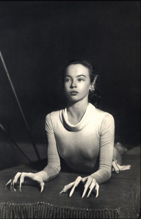 Serge Lido Leslie Caron 1948 chat sphinx sphinge les griffes des femmes
