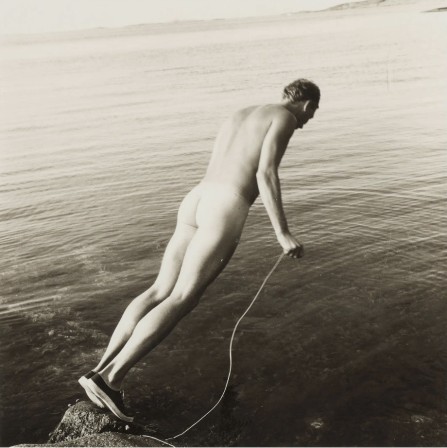 The Photographer Shoots Himself, Hvasser (from Summer Light), Photo by Dag Alveng, 1981 toute la vérité sur les selfies des photographes