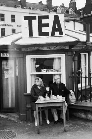 Tony Ray-Jones Weymouth salon de thé deux cafés SVP