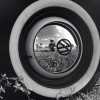 Vivian Maier self portrait Vivian Maier ma vie en Volkswagen voiture enjoliveur la photographie peut-elle enjoliver la vie