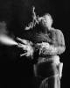 circa 1956 - multi-exposure shot tir arme plus vite que son ombre