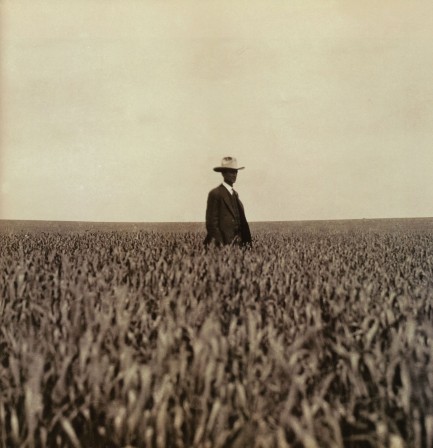 la mort aux trousses – USA, circa 1920s, from Anonymous by Robert Flynn Johnson