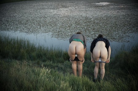 pourquoi montrer ses fesses dans la nature