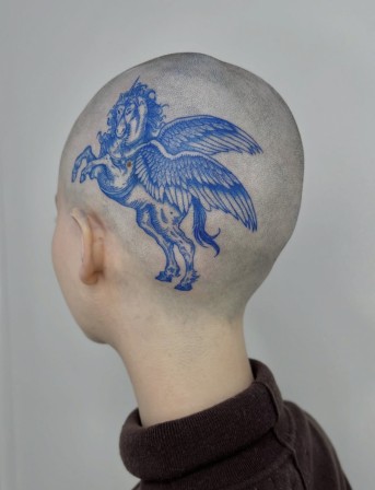 vivian.tattoo blue Pegasus  le temps des tatouages les belles auront les chevaux en tête